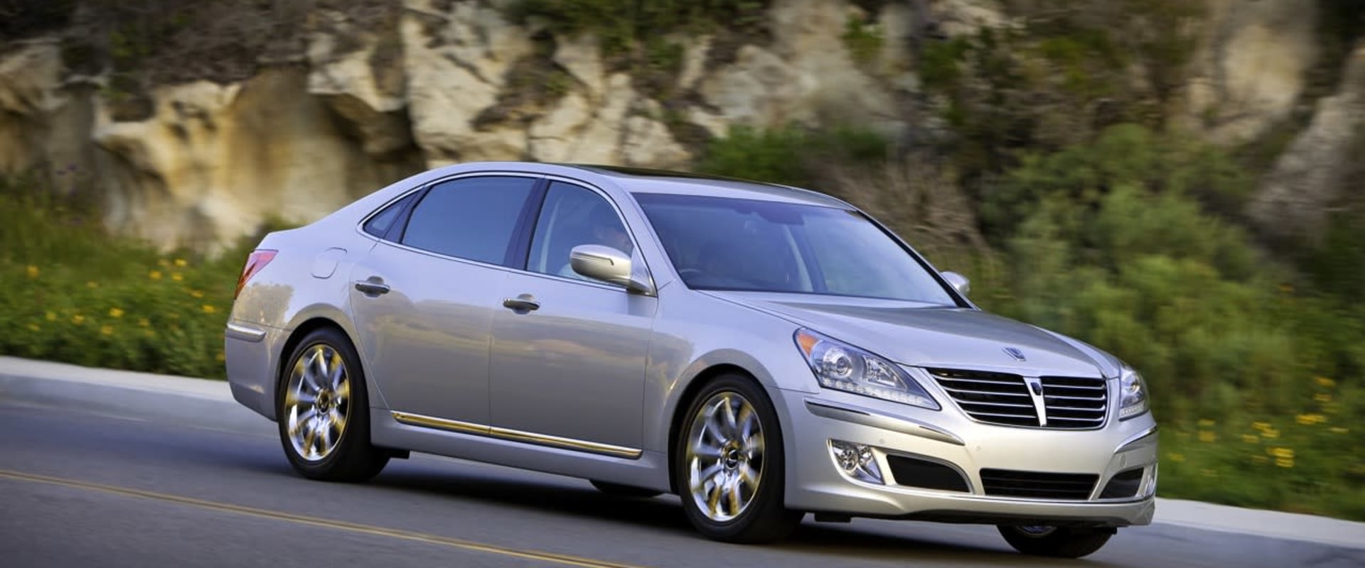 Understanding Owner's Manuals for Sedans